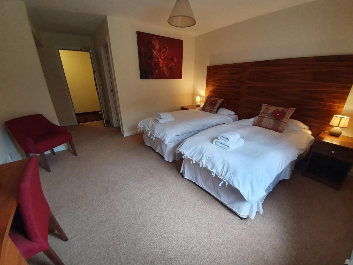 Lochailort Inn Экстерьер фото